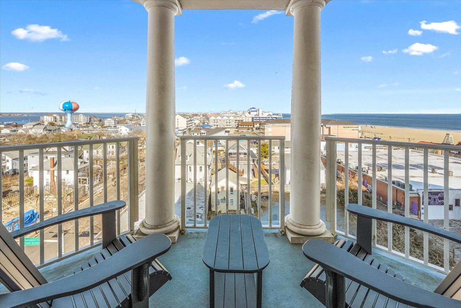 Apartment 3 Bedroom Belmont Towers On Boardwalk: Ocean & Bay Views