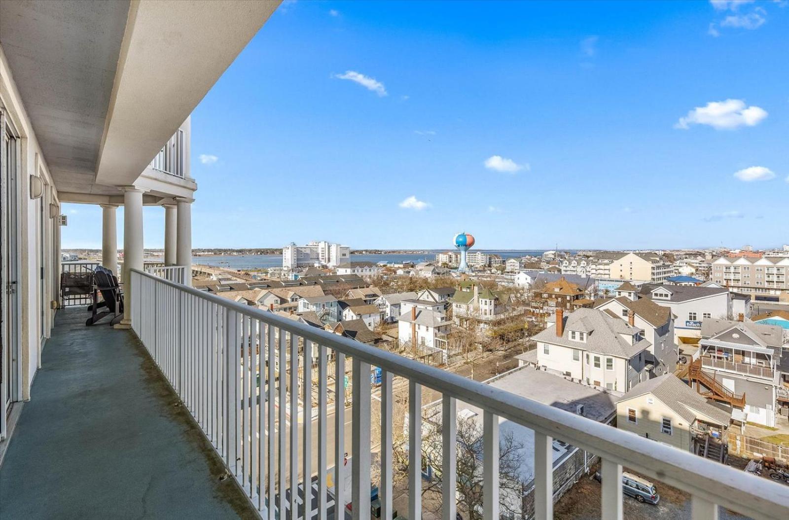 3 Bedroom Belmont Towers On Boardwalk: Ocean & Bay Views Apartment Ocean City