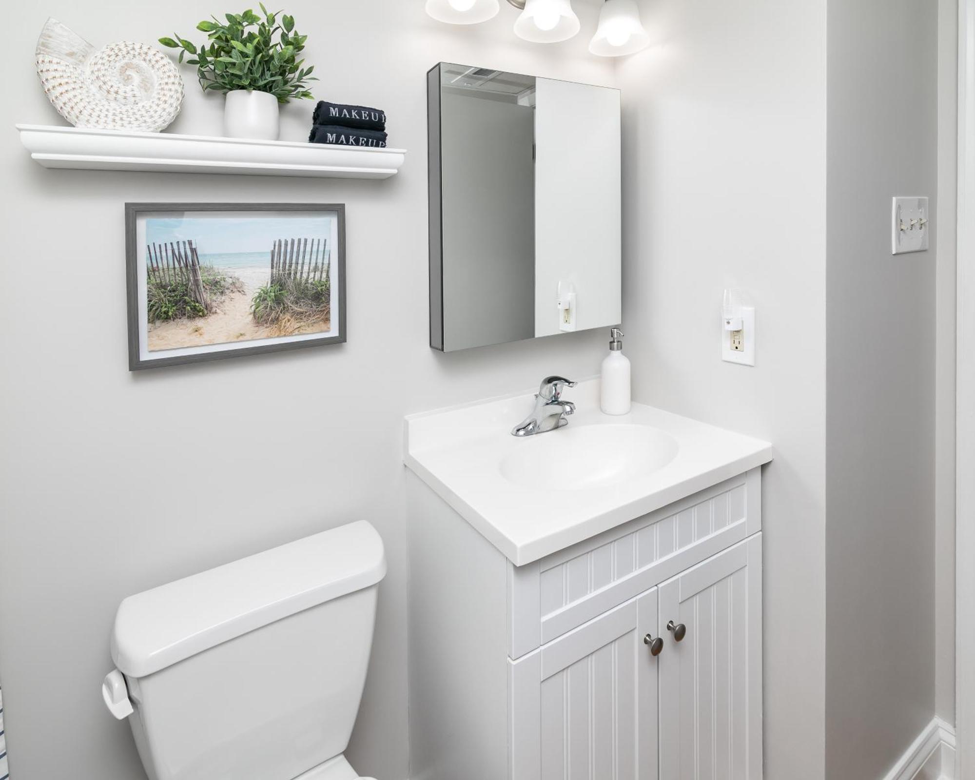 Apartment Ocean Retreat With Linens Included