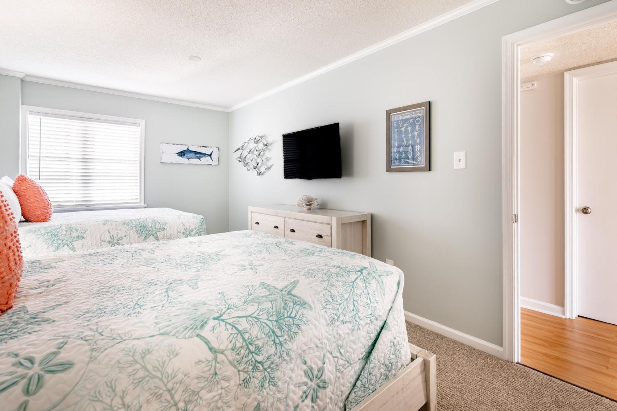 Ocean Retreat With Linens Included *