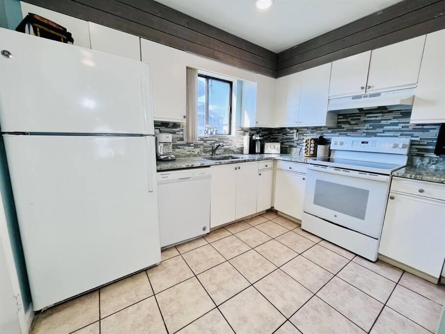 Canal Front With Swimming Pool And Grill * Ocean City