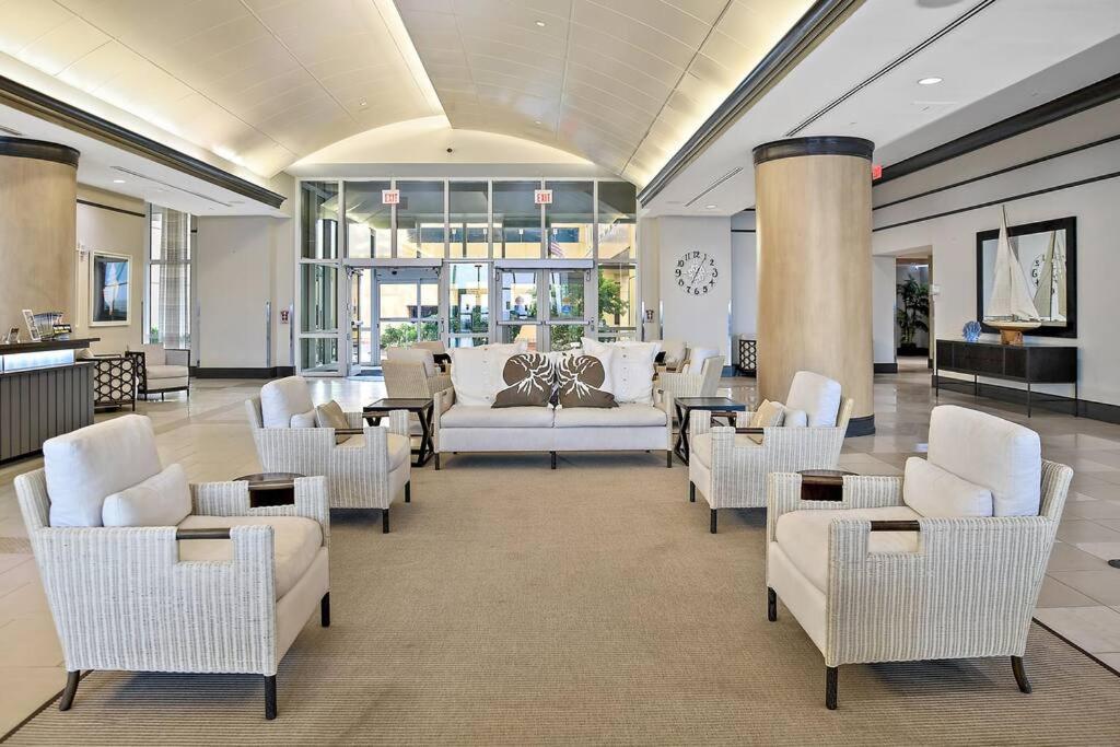 Gateway Grand - Huge With Outdoor Veranda And Pools Apartment Ocean City