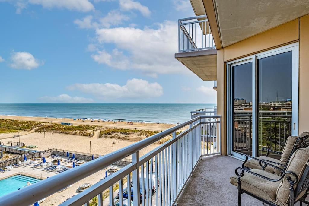 Gateway Grand - Huge With Outdoor Veranda And Pools