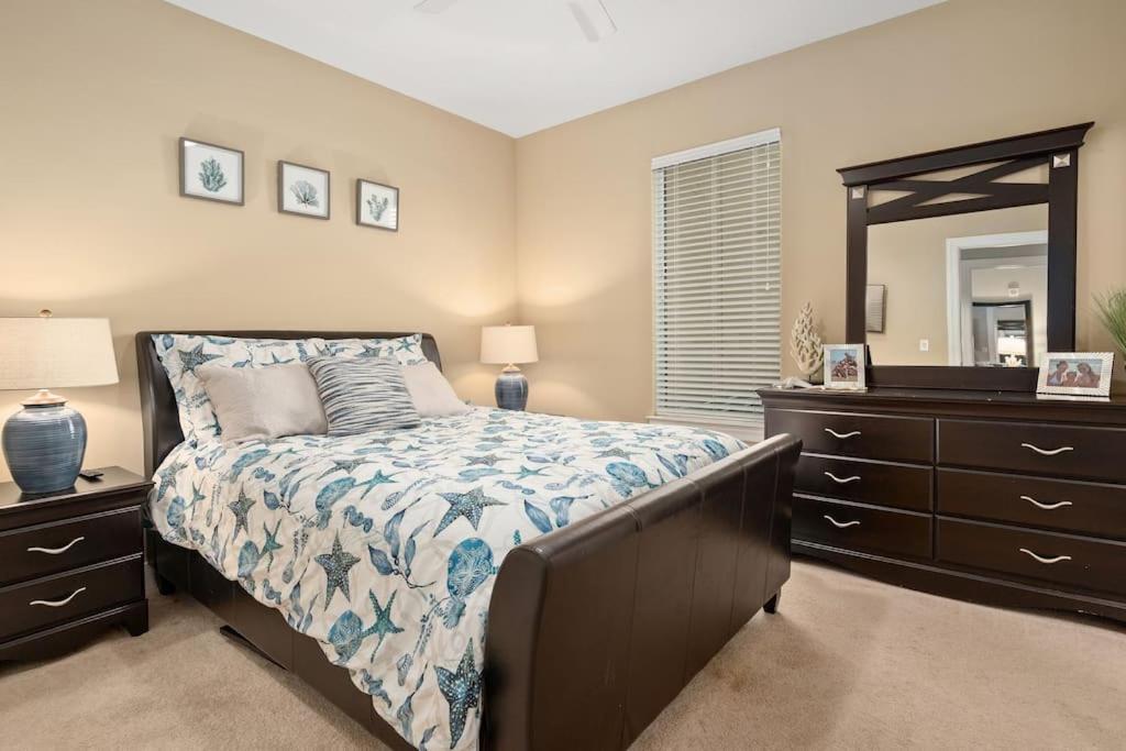 Gateway Grand - Huge With Outdoor Veranda And Pools Apartment *