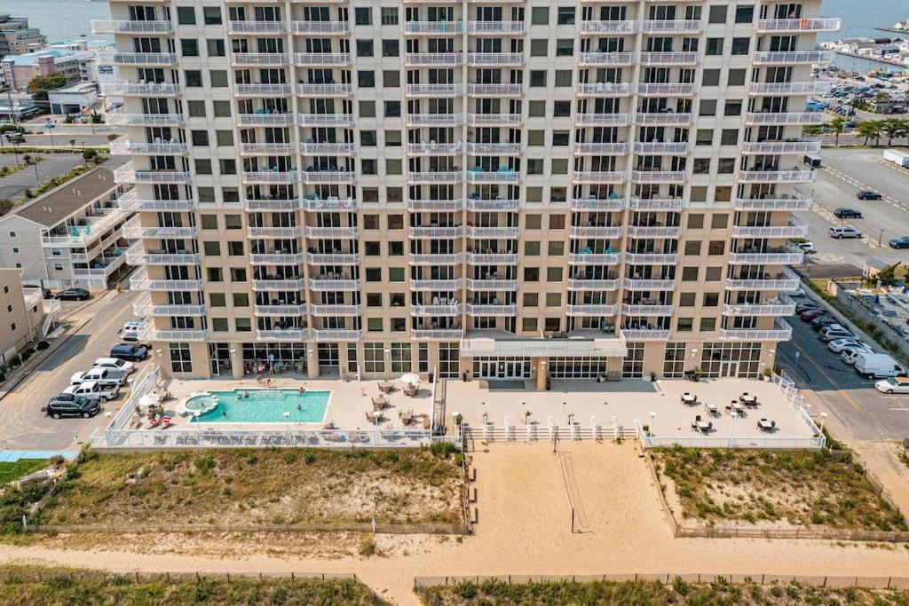 Gateway Grand - Huge With Outdoor Veranda And Pools Apartment Ocean City