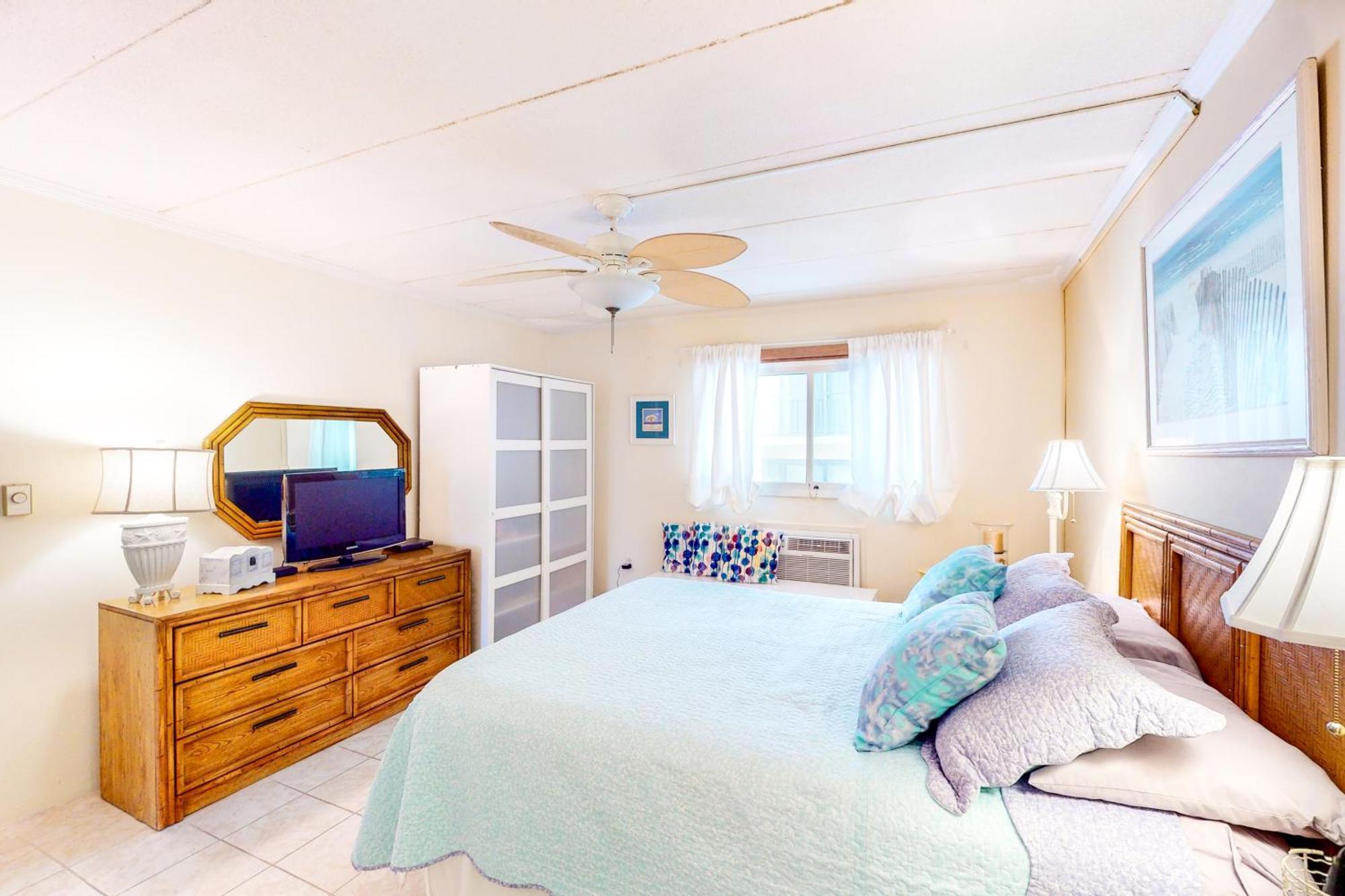 Apartment West Winds 302 *