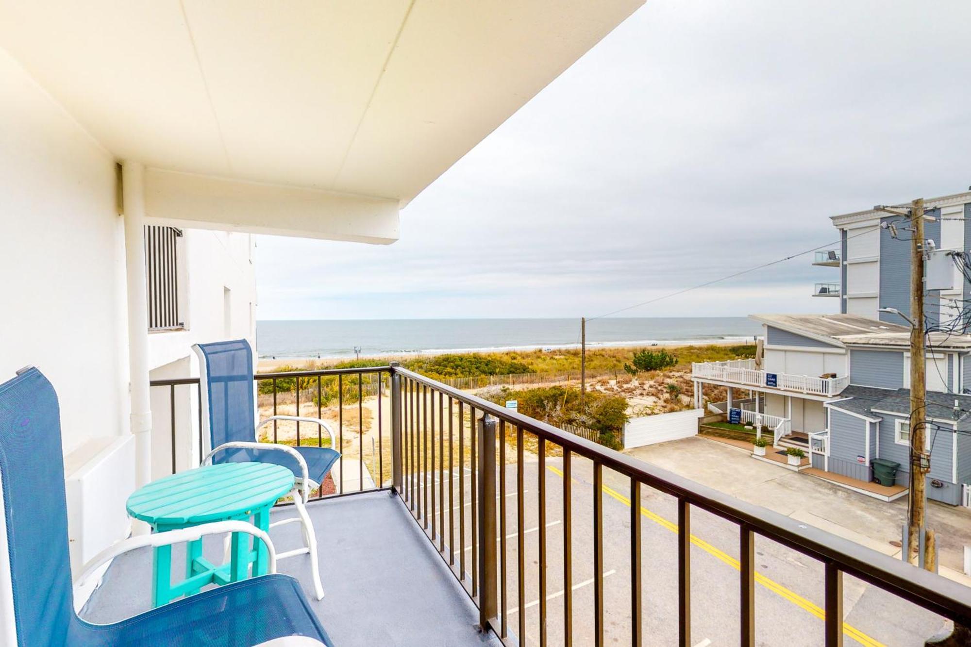 West Winds 302 Apartment