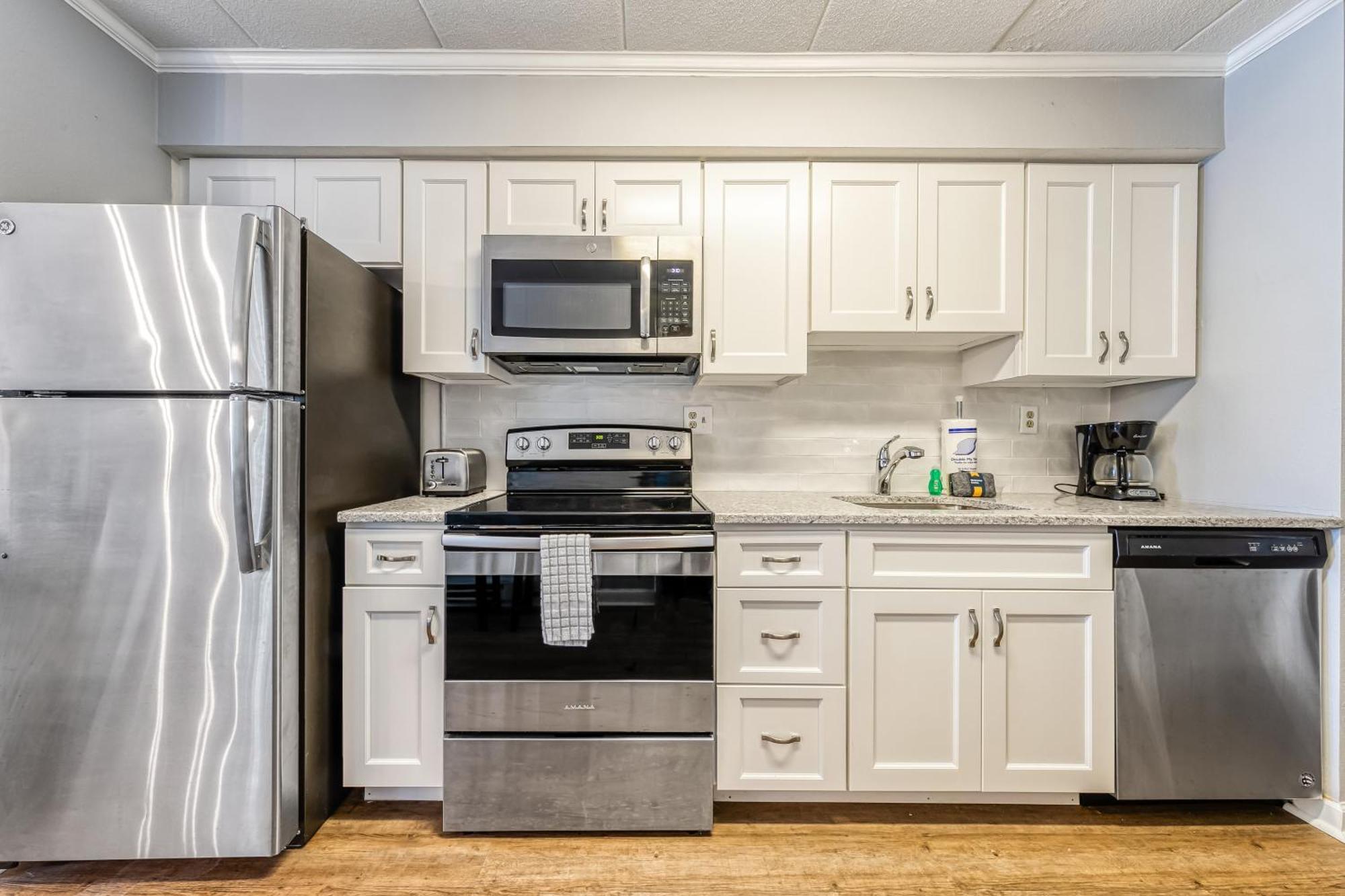 West Winds 506 Apartment *