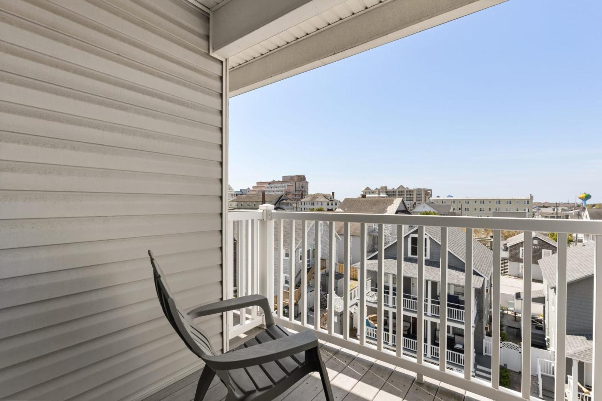 Townhouse 10a *