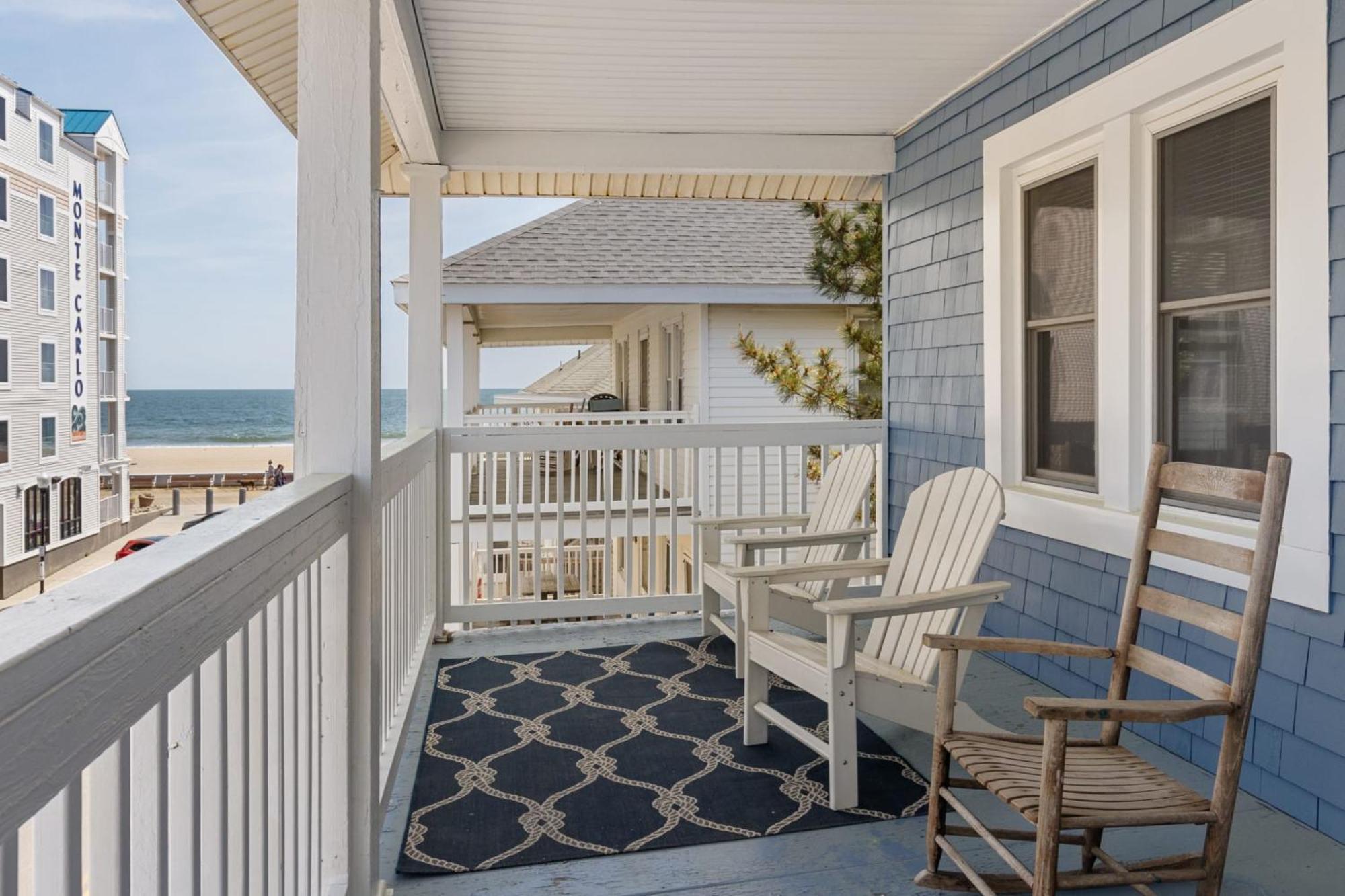 Ocean View Dollar 3 *
