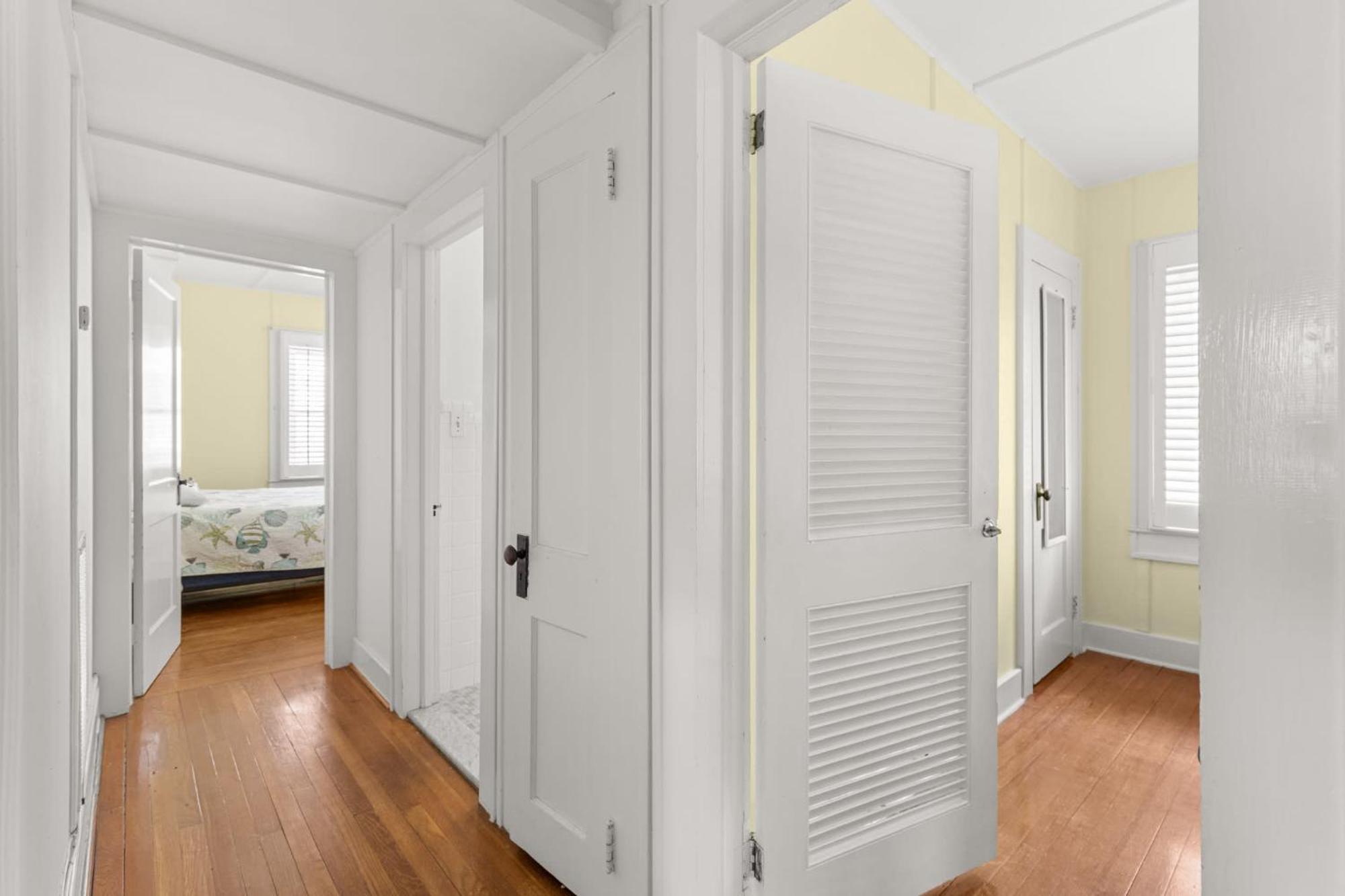 Dollar 2 -ocean Block Apartment *