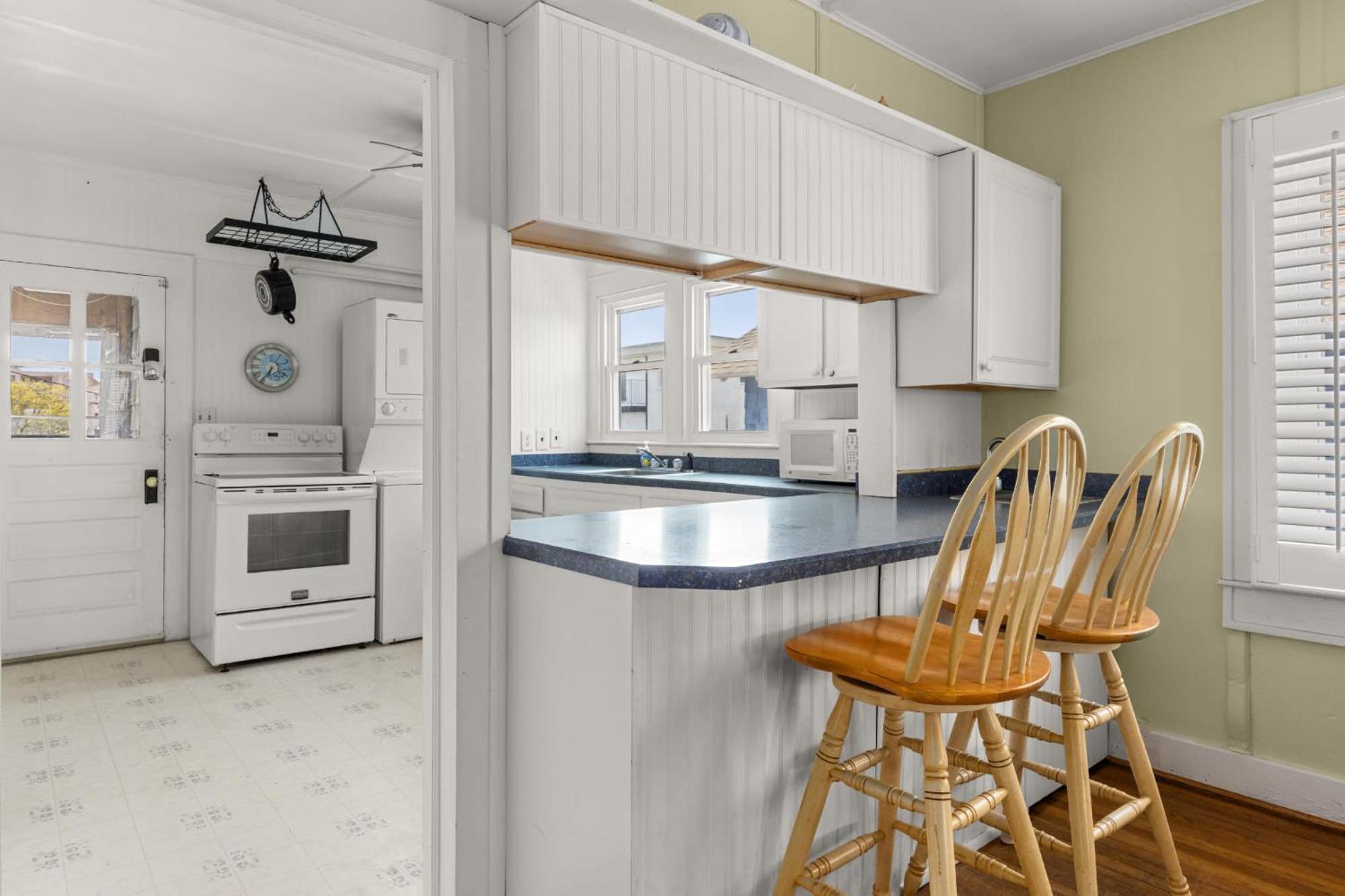 Dollar 2 -ocean Block Apartment *