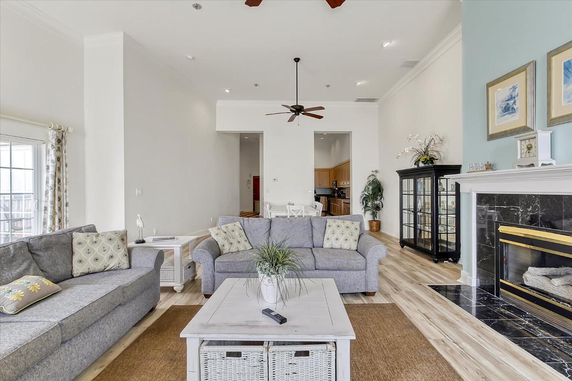 Oceanfront 3 Apartment *