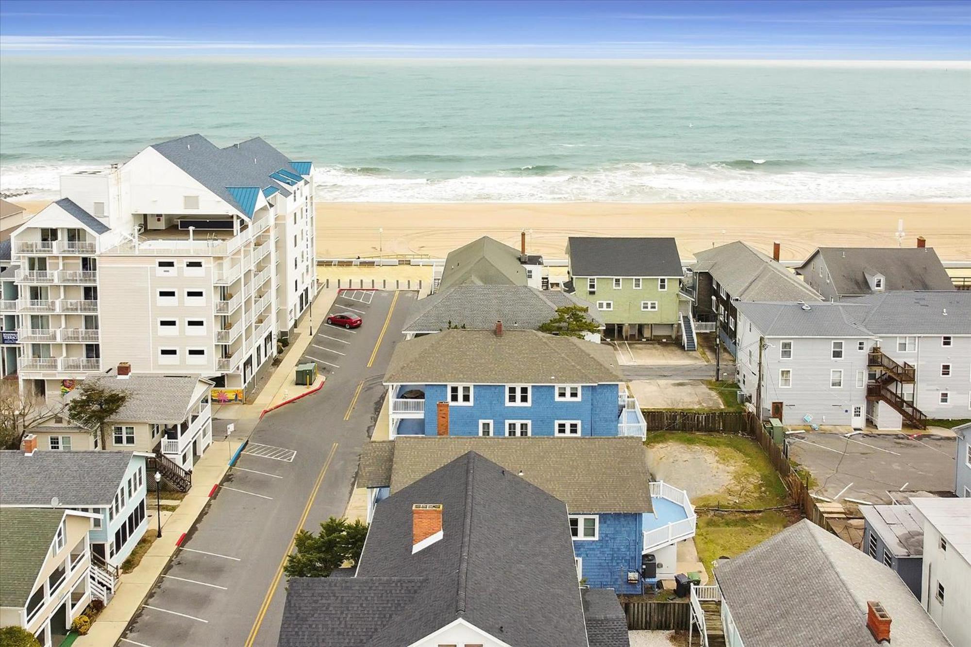 Ocean Block 7-11 Unit 1 Apartment