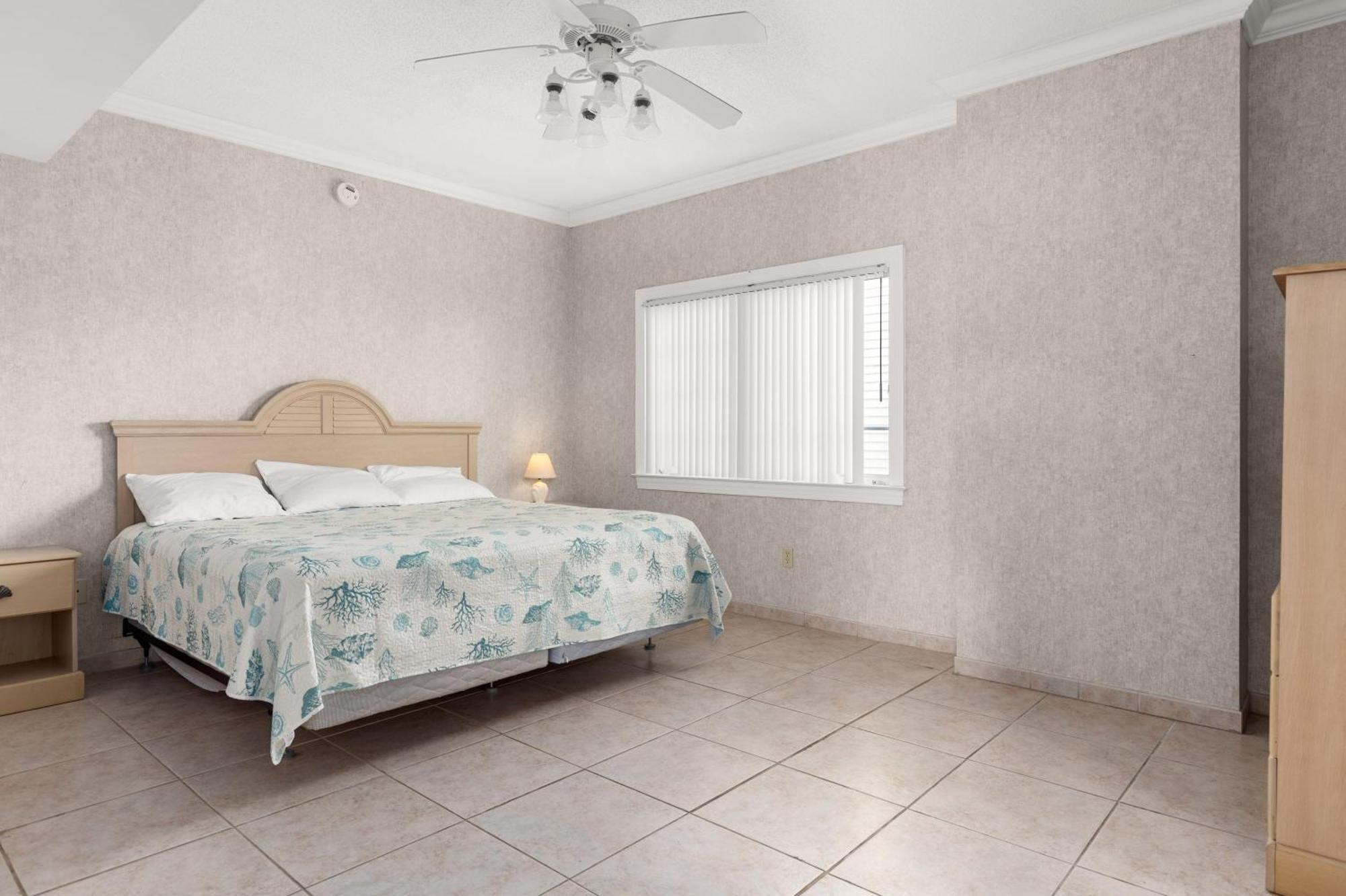 Apartment Ocean 1 2