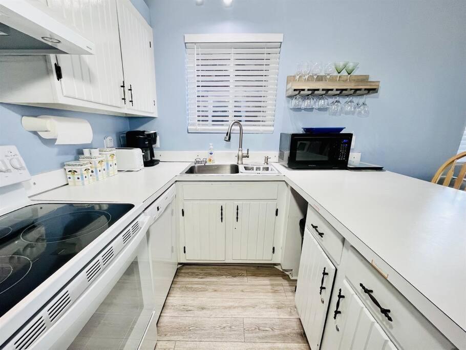 Stunning 2br/2ba Bayfront Retreat Holiday home Ocean City
