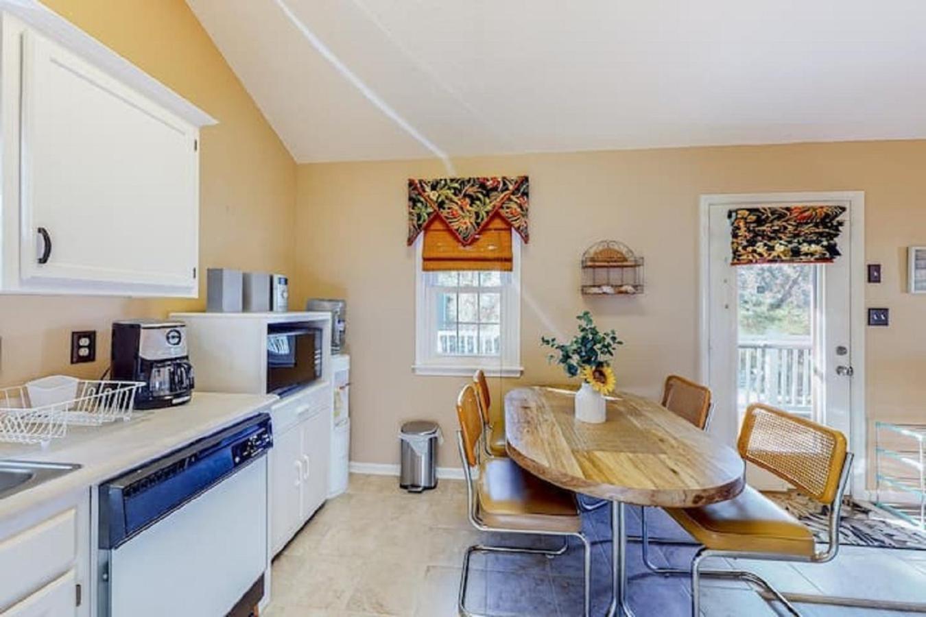 Ocean Townhome By Bayside Apartment