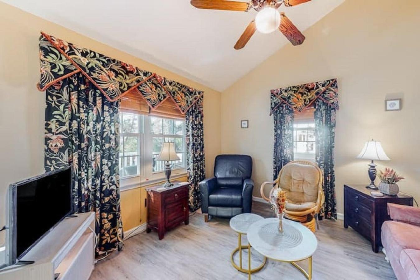 Ocean Townhome By Bayside * Ocean City