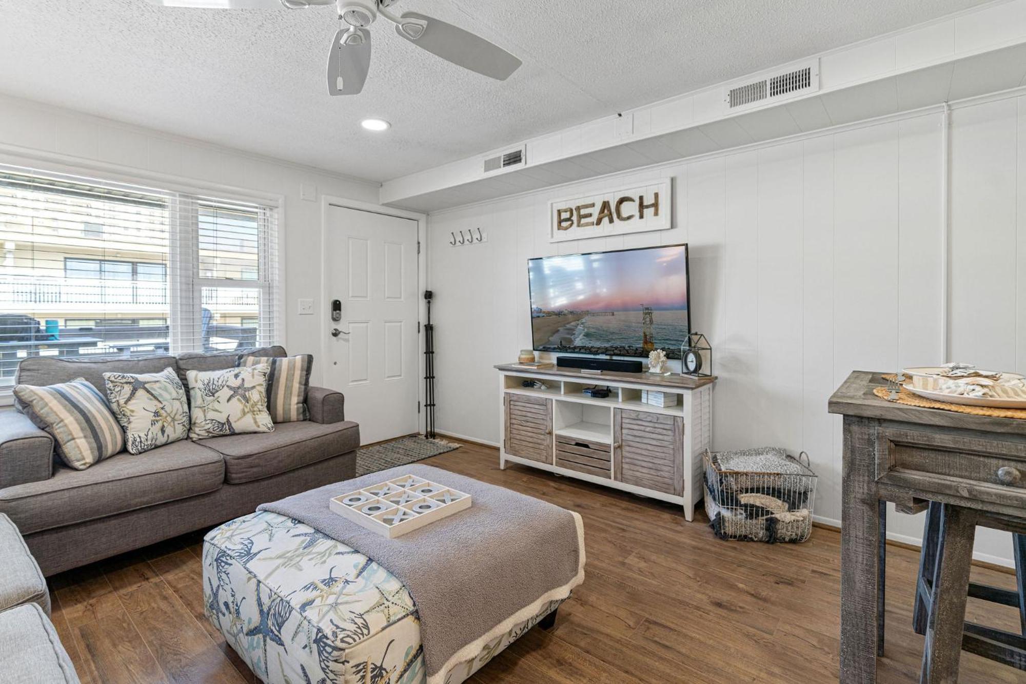 Aparthotel Ocean Block 100 Steps From The