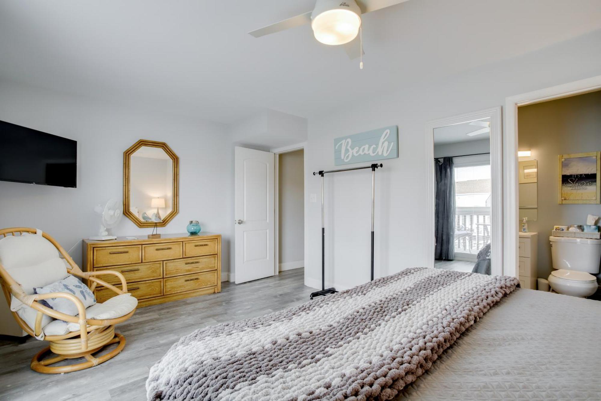 Holiday home Remodeled Ocean Getaway With Harbor Views!