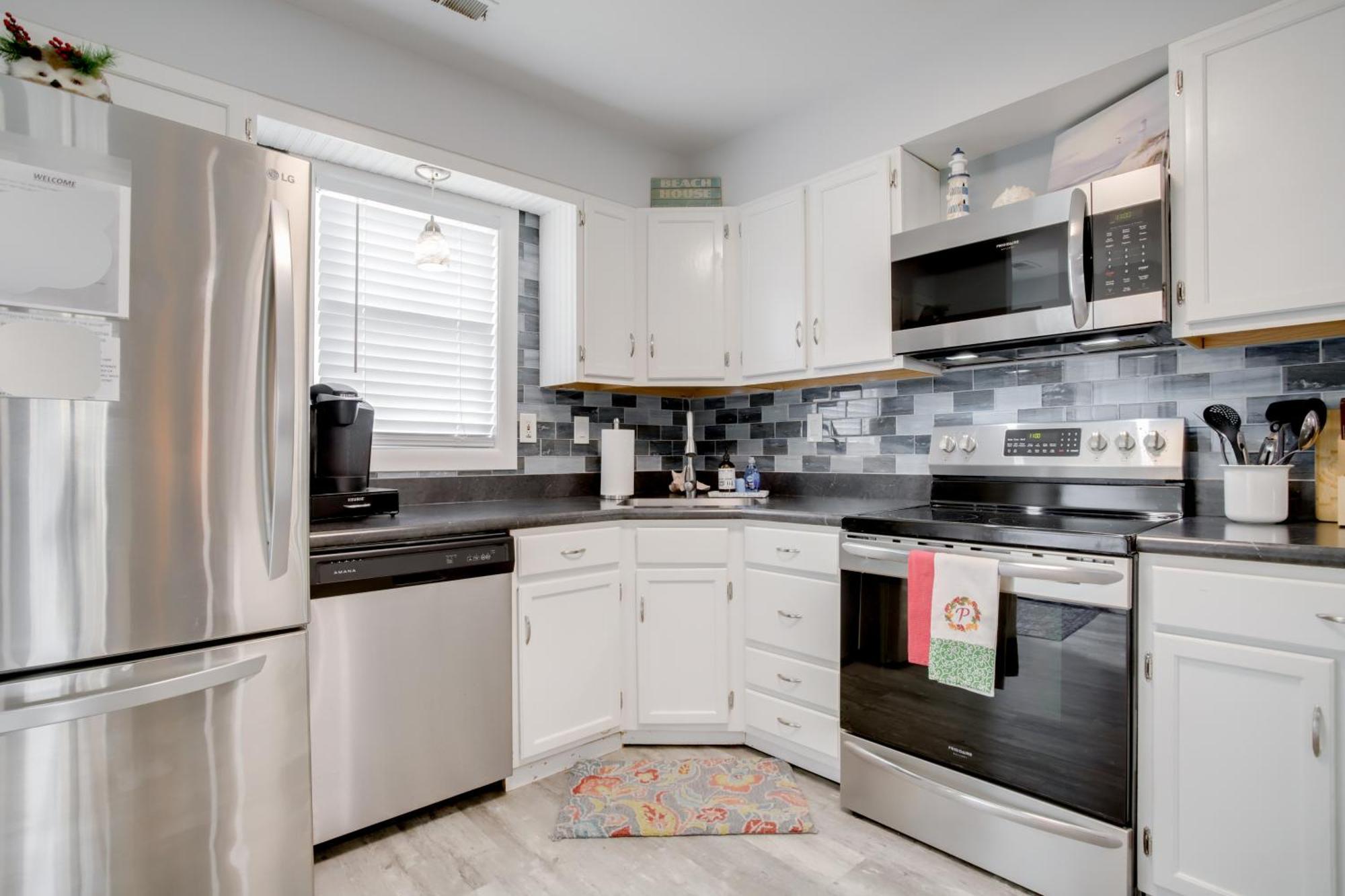 Remodeled Ocean Getaway With Harbor Views! * Ocean City