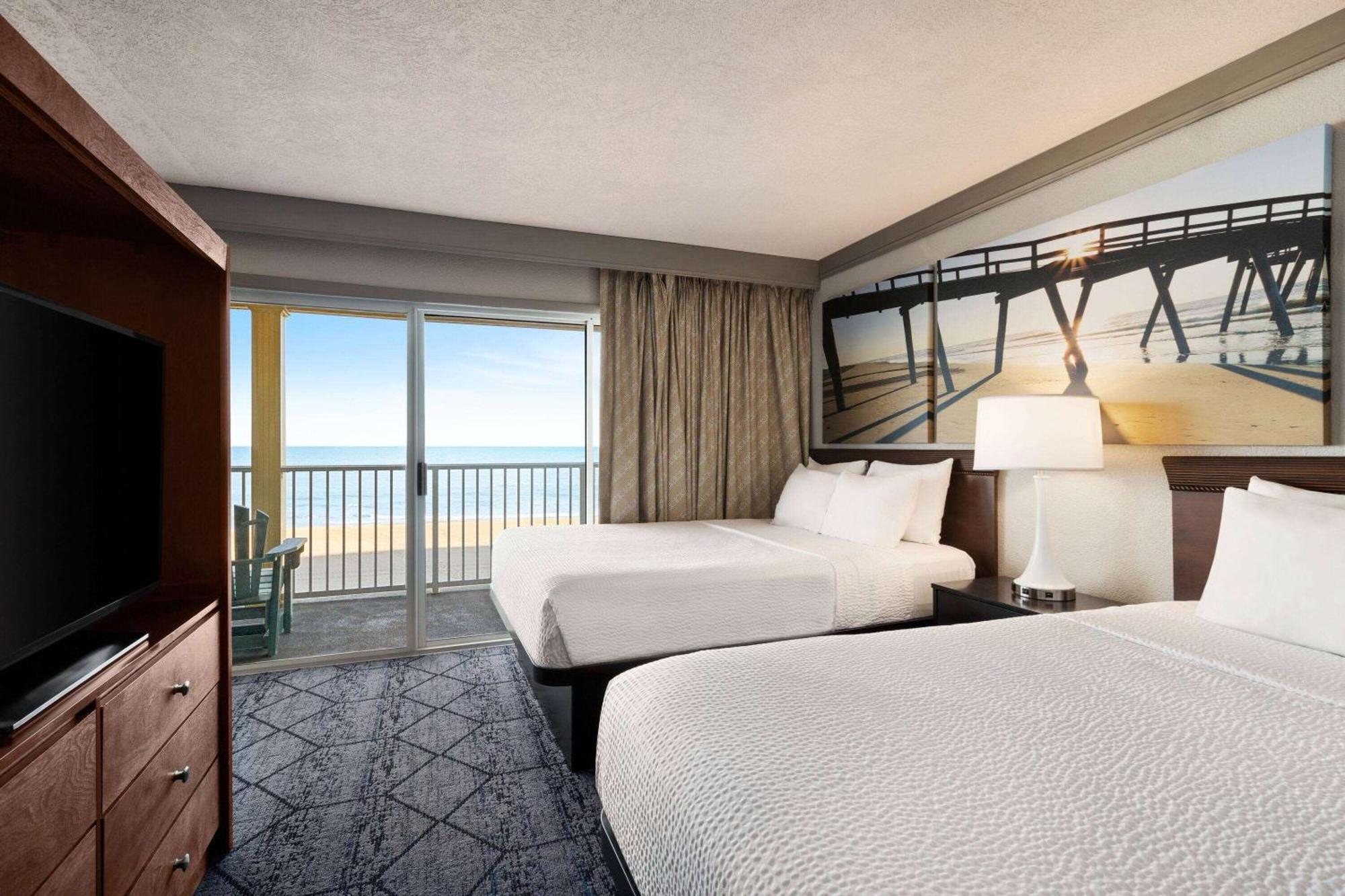 Days By Wyndham Ocean Oceanfront Hotel