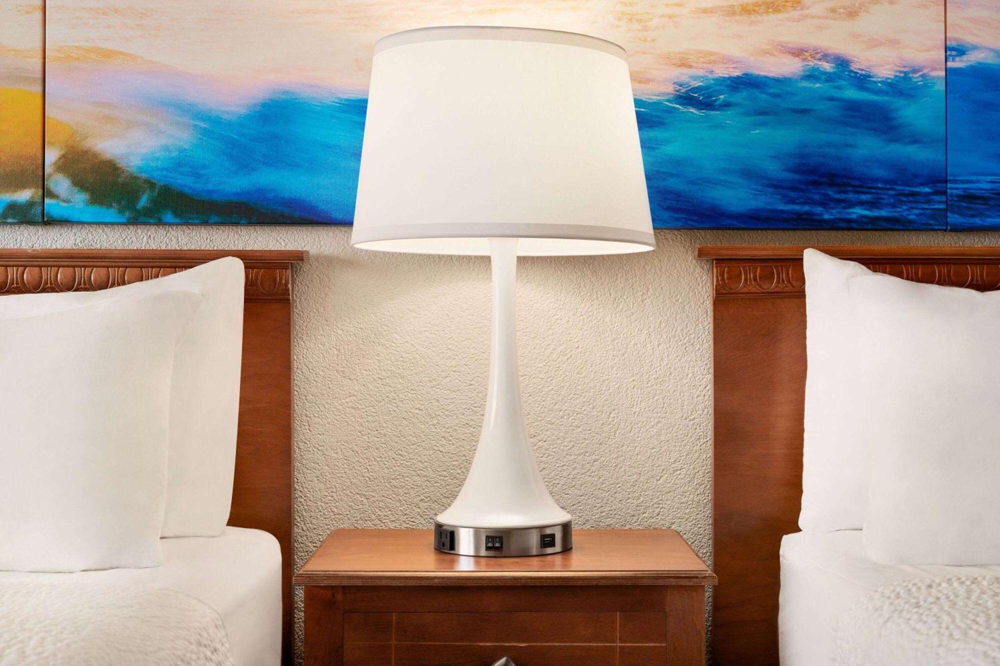Days By Wyndham Ocean Oceanfront