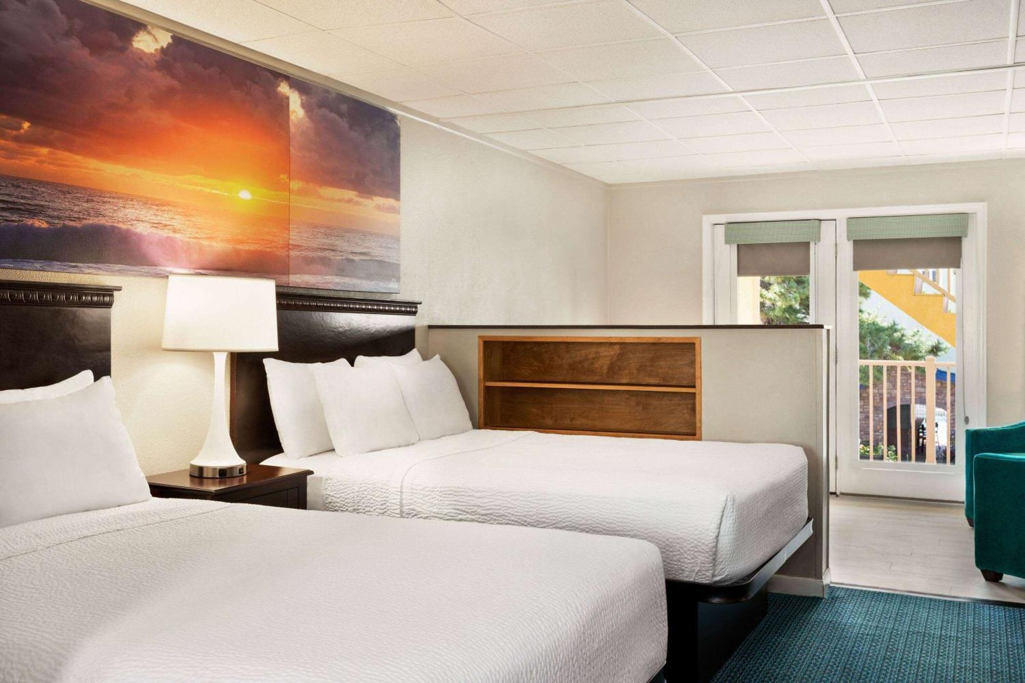 Days By Wyndham Ocean Oceanfront 3*
