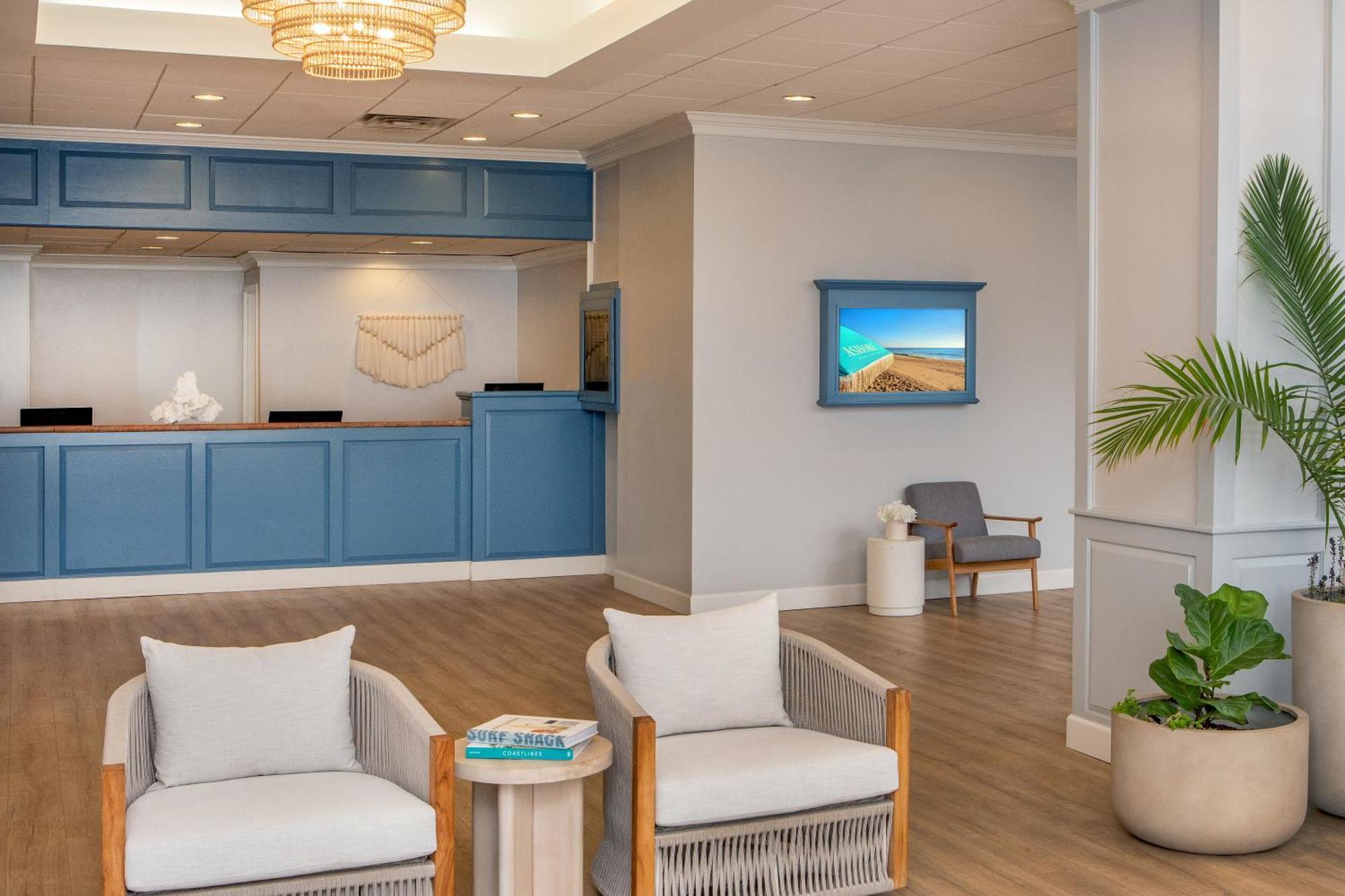 Hotel Ashore & Club