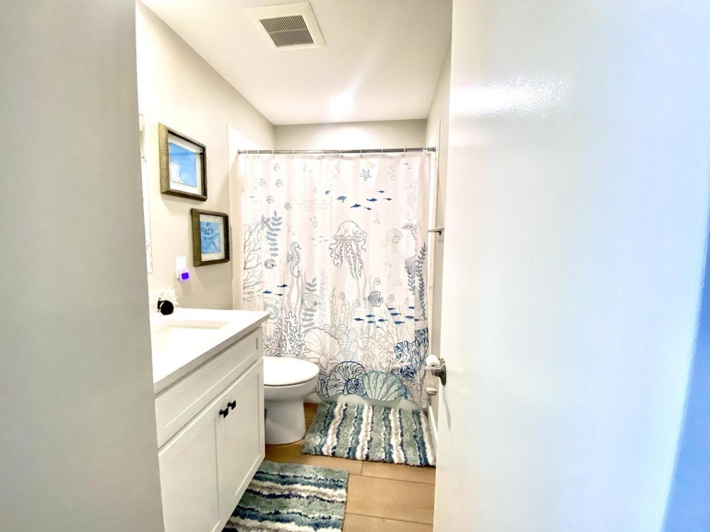 Harbour Island 402l Apartment