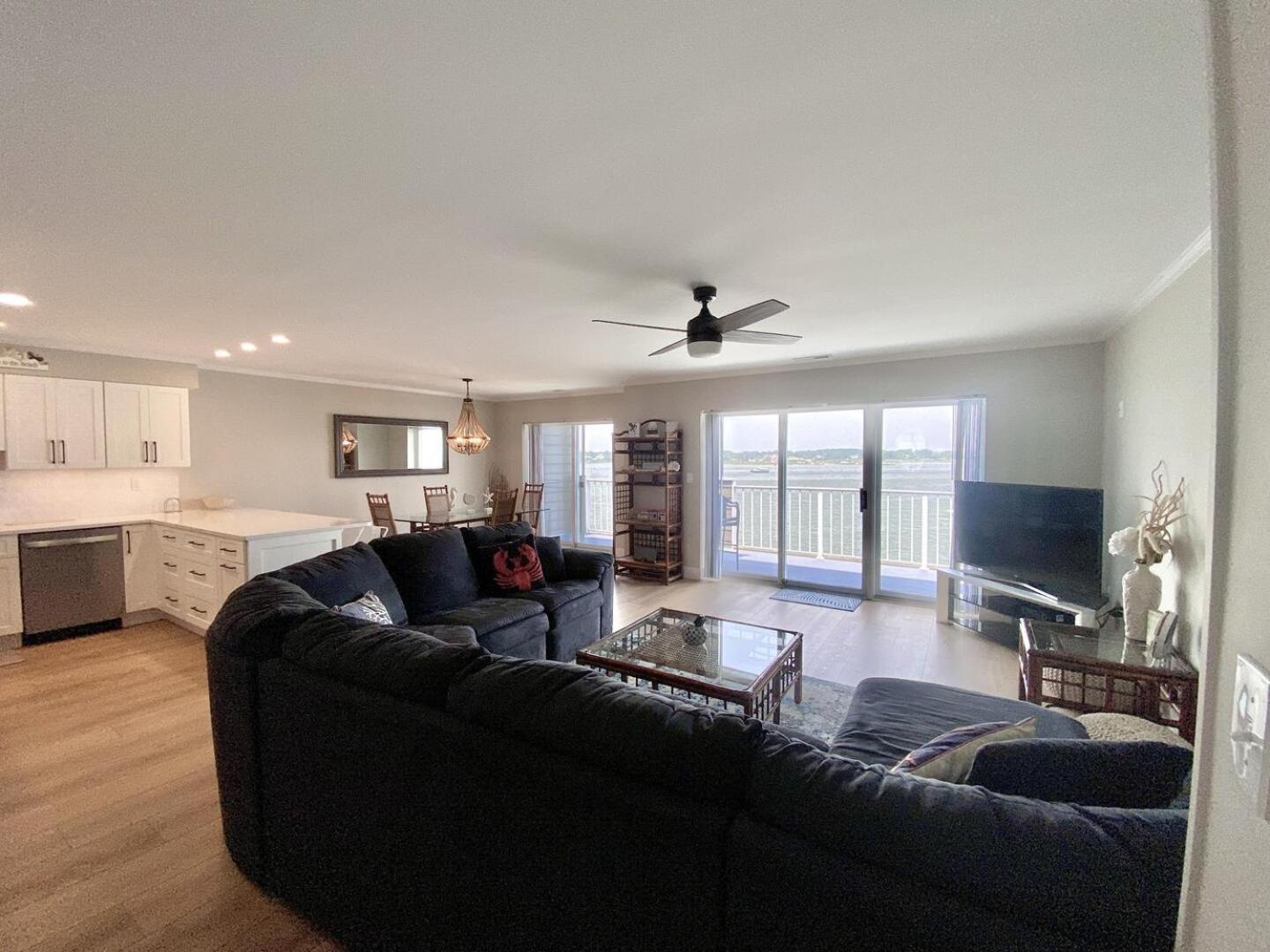 Harbour Island 402l *