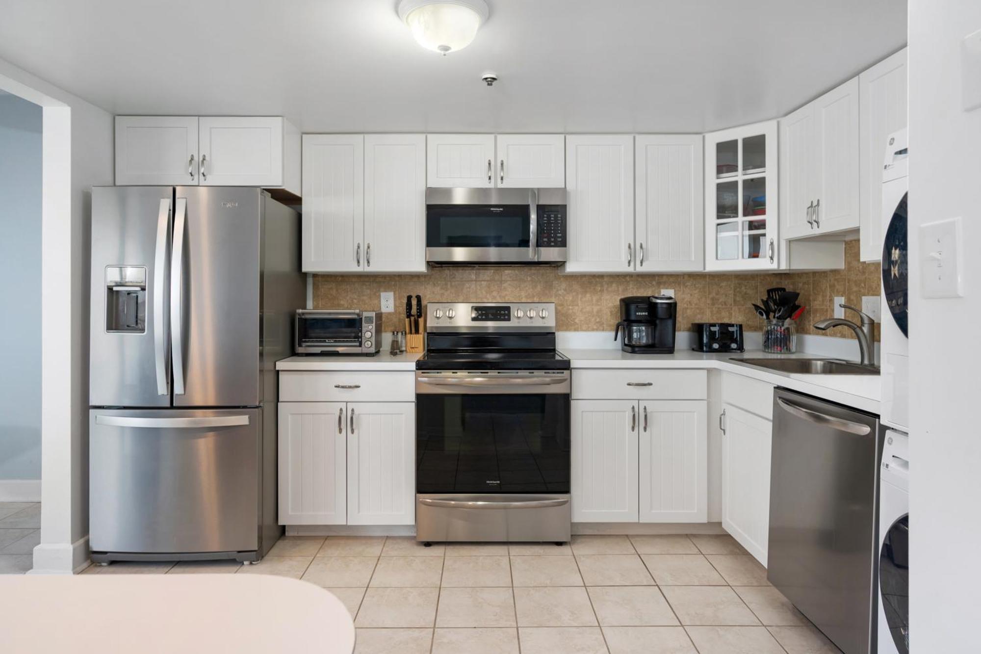Luxury Oceanfront Condo/indoor Pool/massage Chair