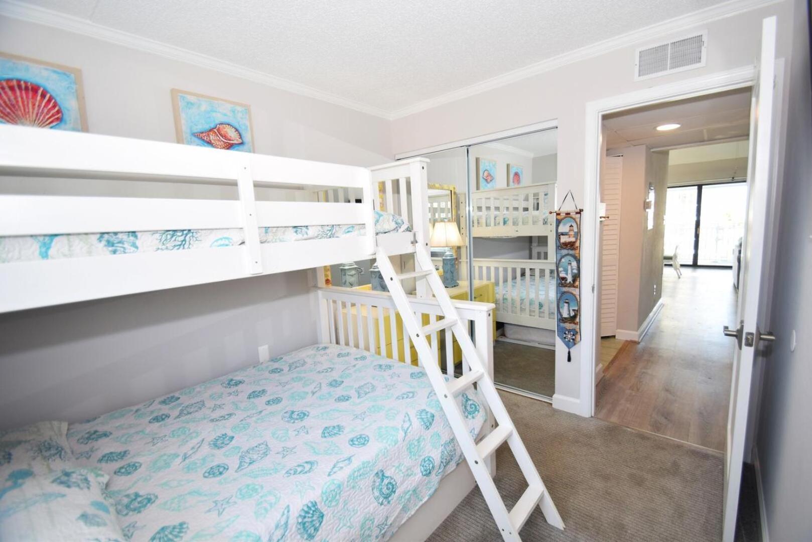 Apartment Surfside 60 Unit 303 *
