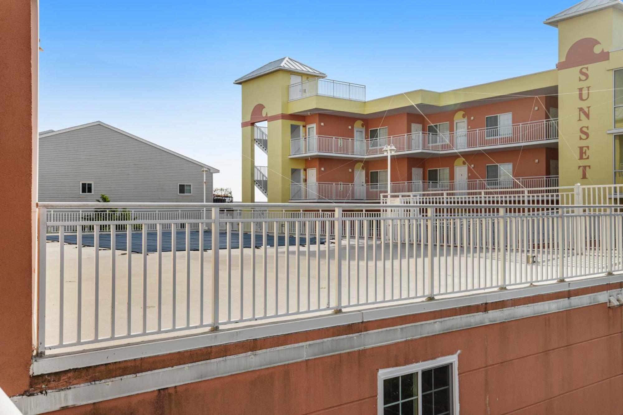 Sunset Bay I 306 Apartment
