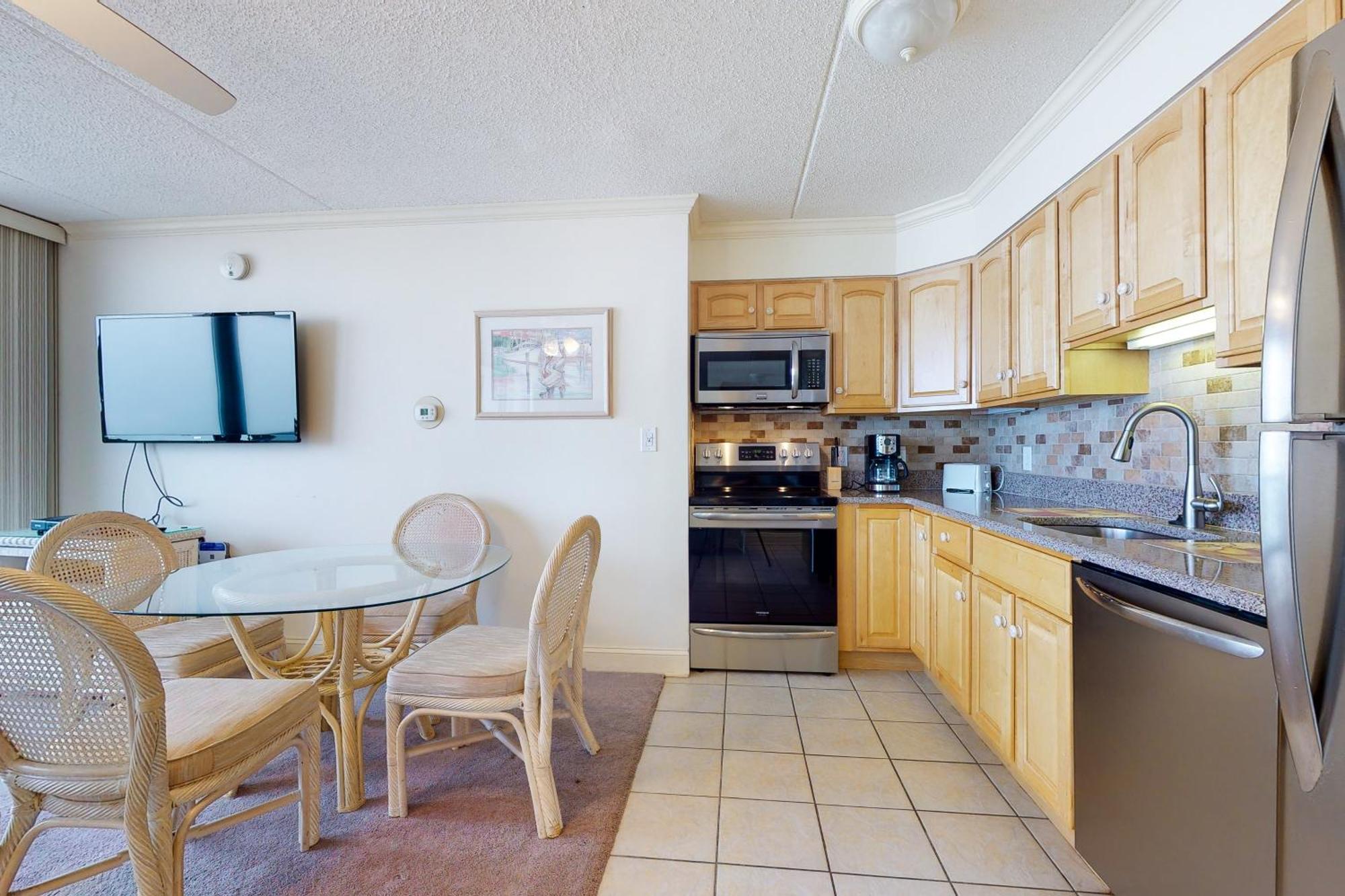 Apartment Golden Sands 813 *