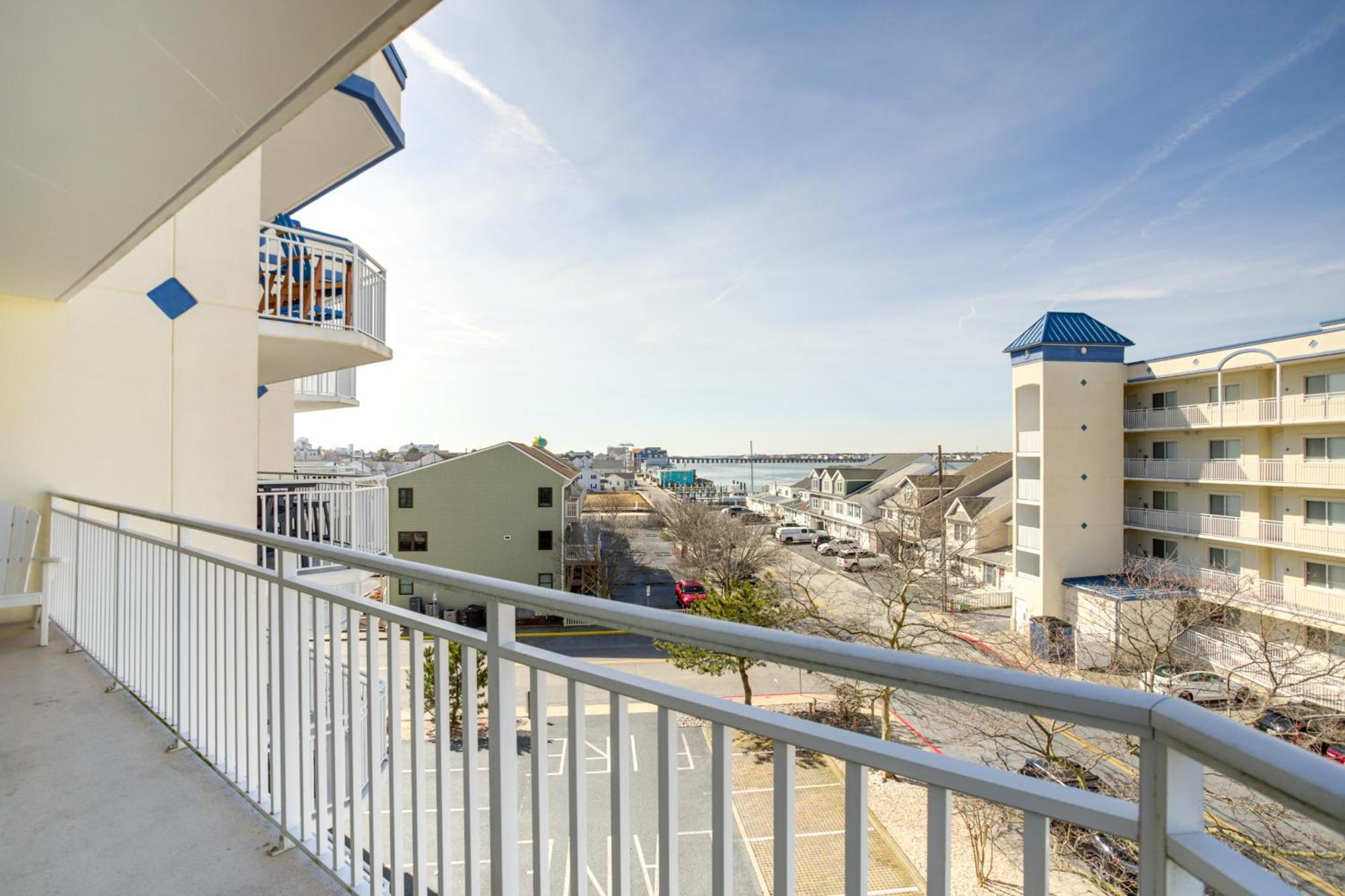 Apartment Ocean Steps To Boardwalk!