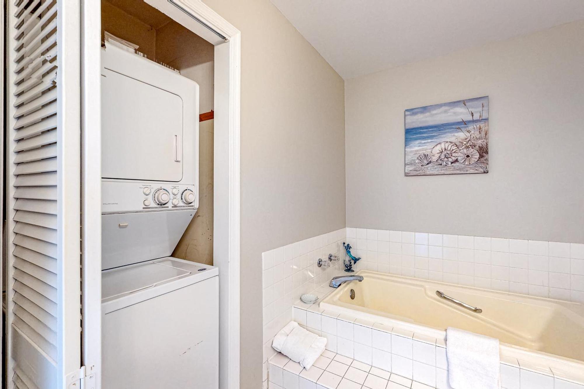 Lucayan 18 Apartment *