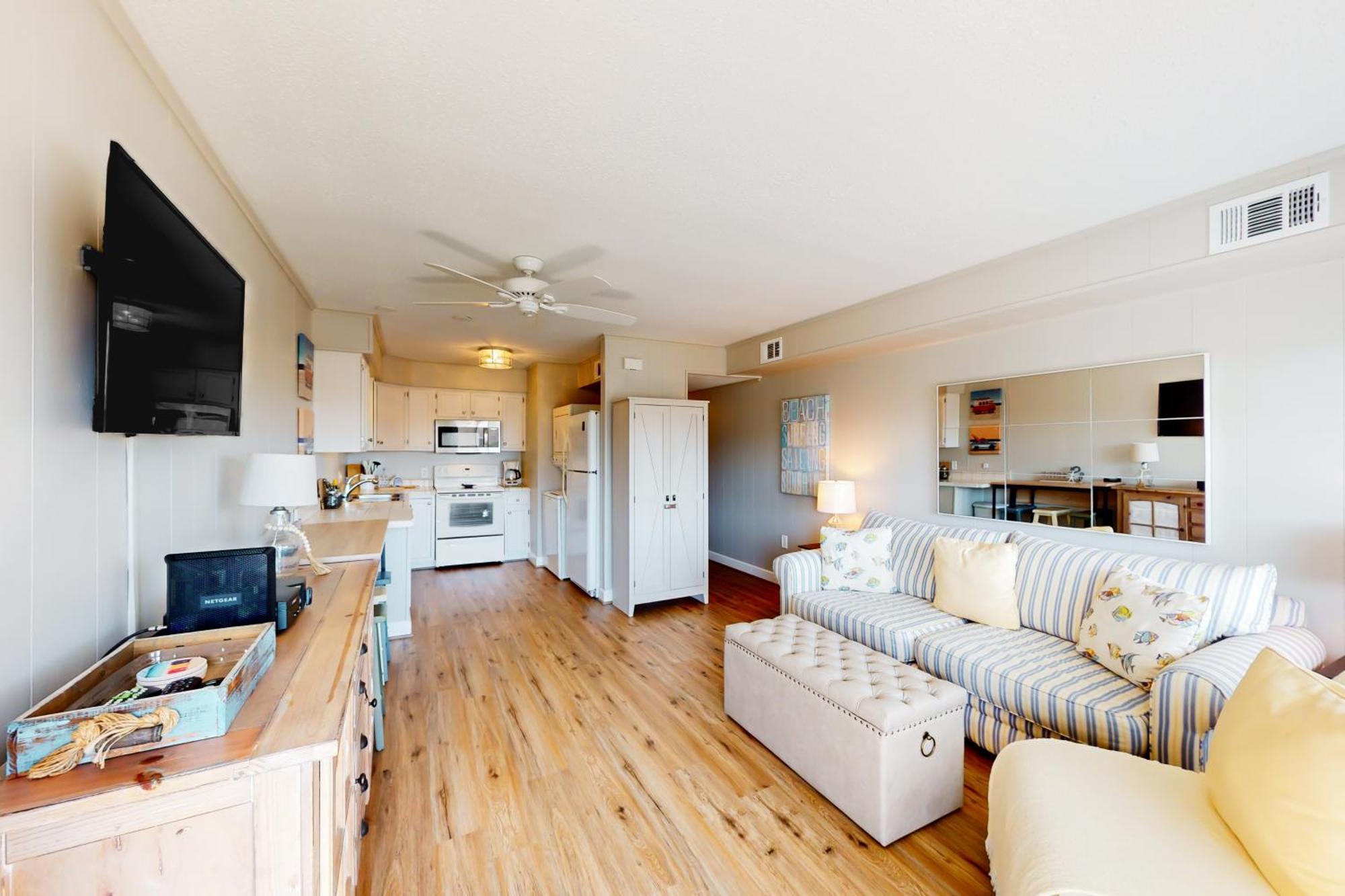 Sea Loft 302 Apartment
