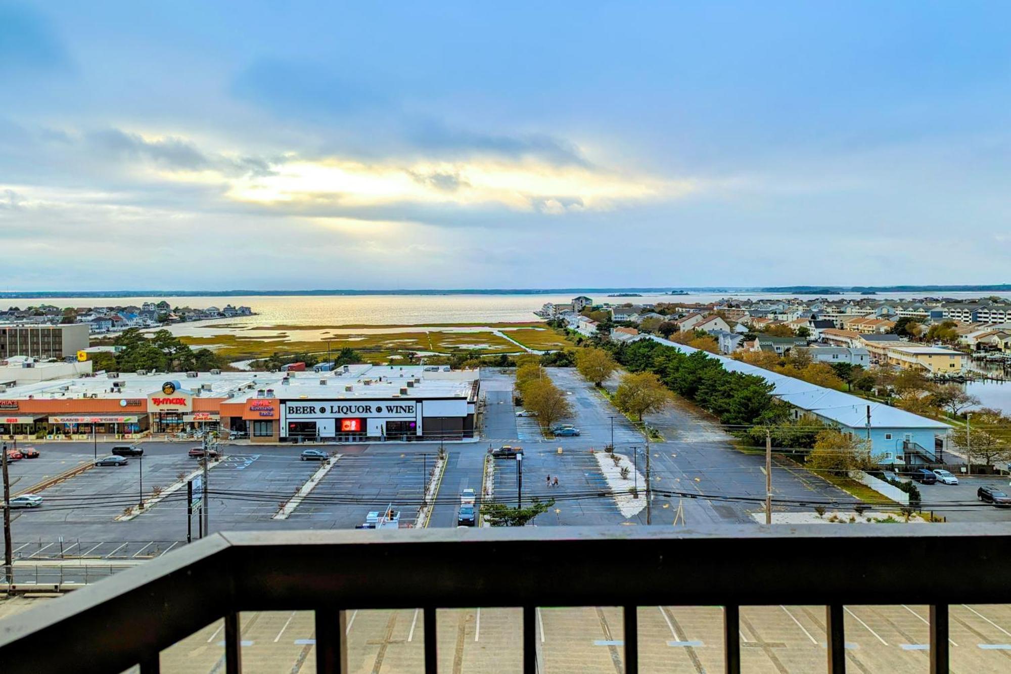 Sea Watch 910 Apartment