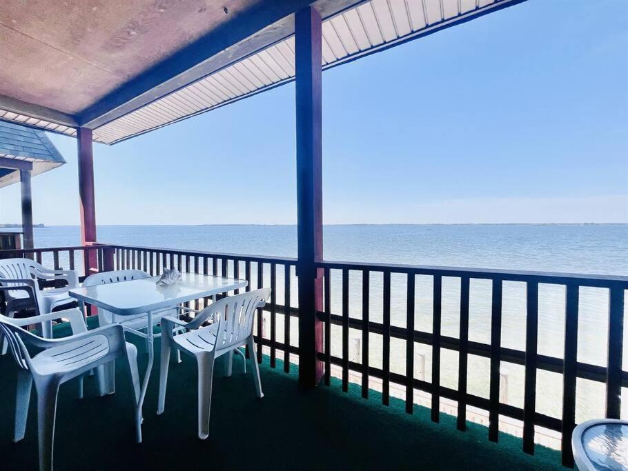 Bayfront With Amazing Views Holiday home *