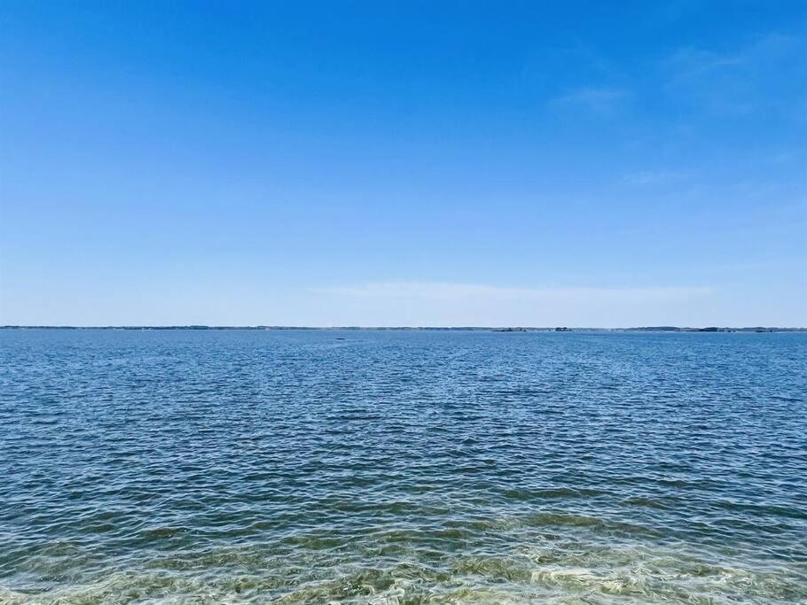 Bayfront With Amazing Views Holiday home