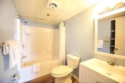 Sandpiper Dunes Oceanfront 3 Bedrooms Ocean City