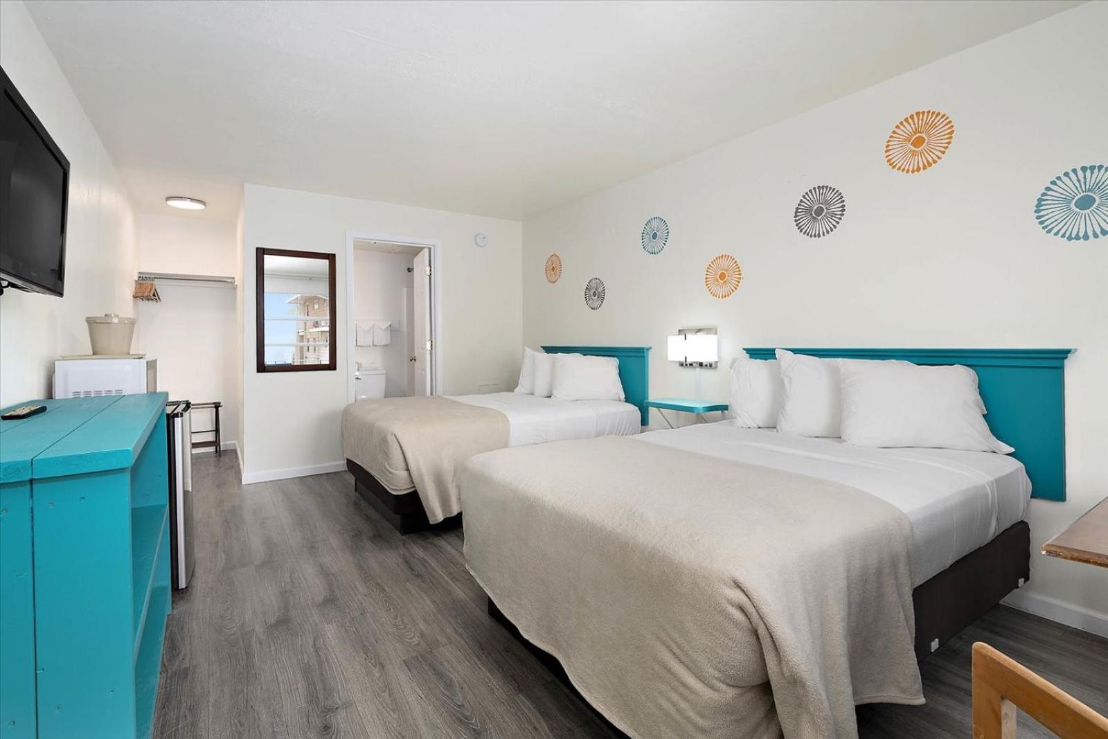 Eden Roc Hotel 3*