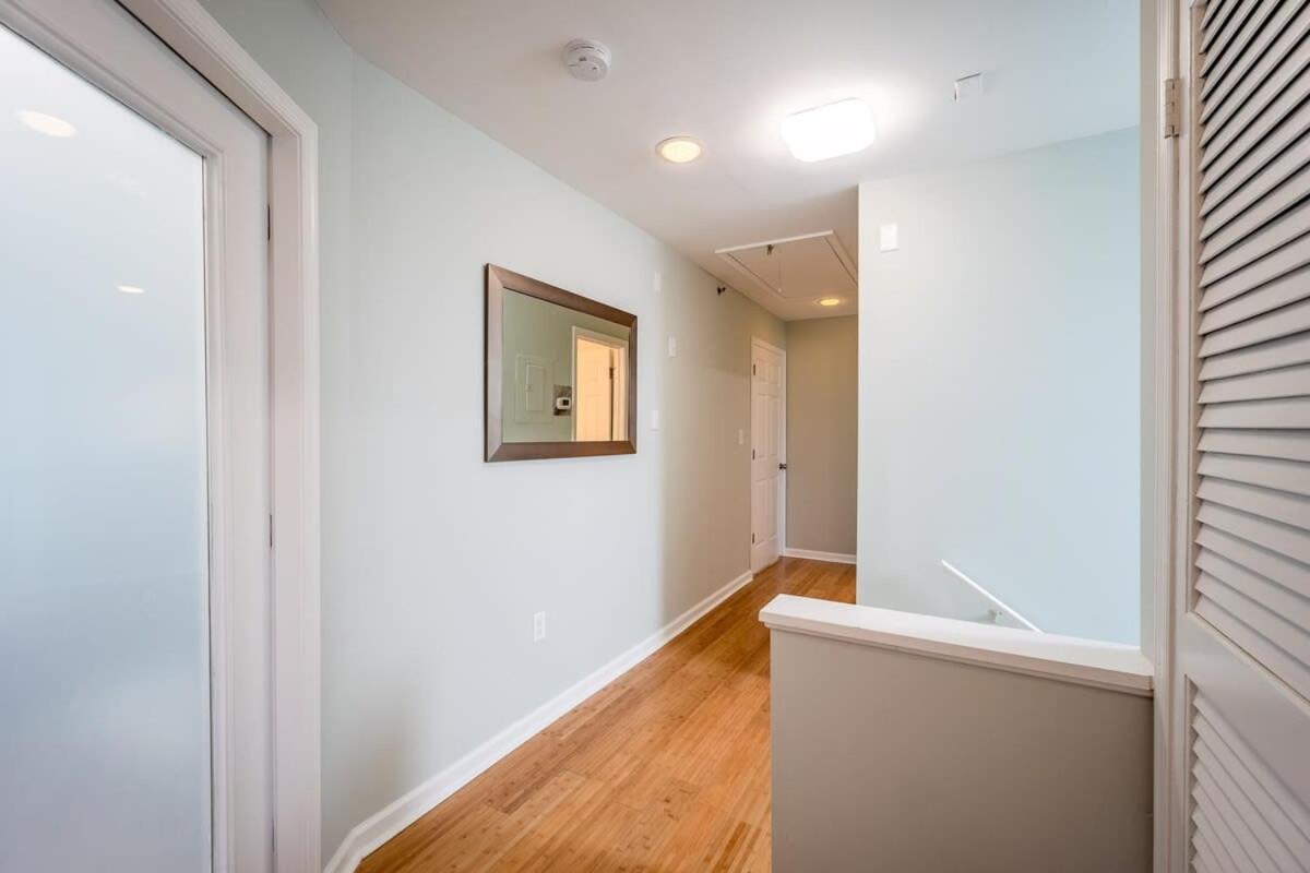Apartment Modern 4br Ocean Block Walk To The *