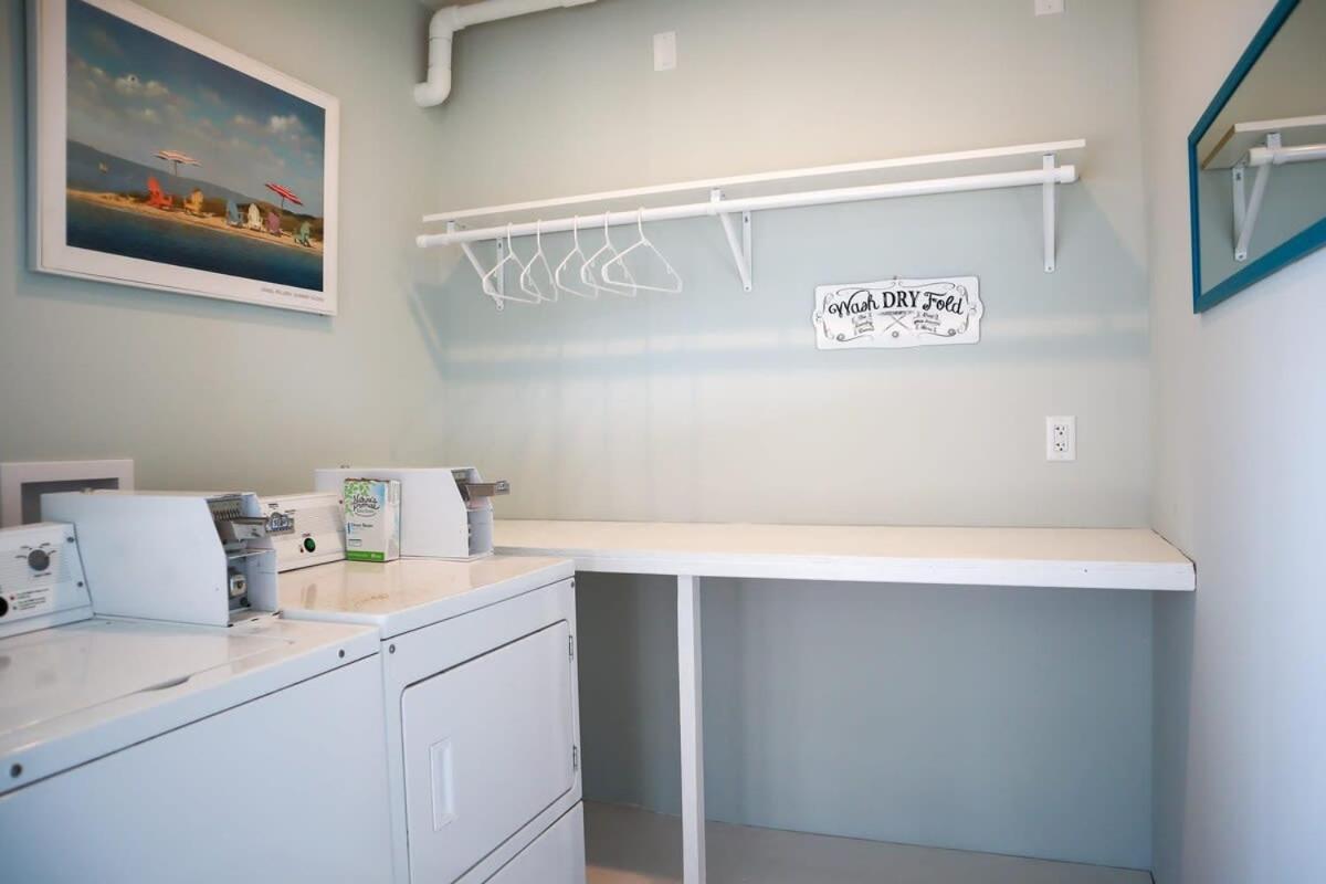 Apartment Modern 4br Ocean Block Walk To The *