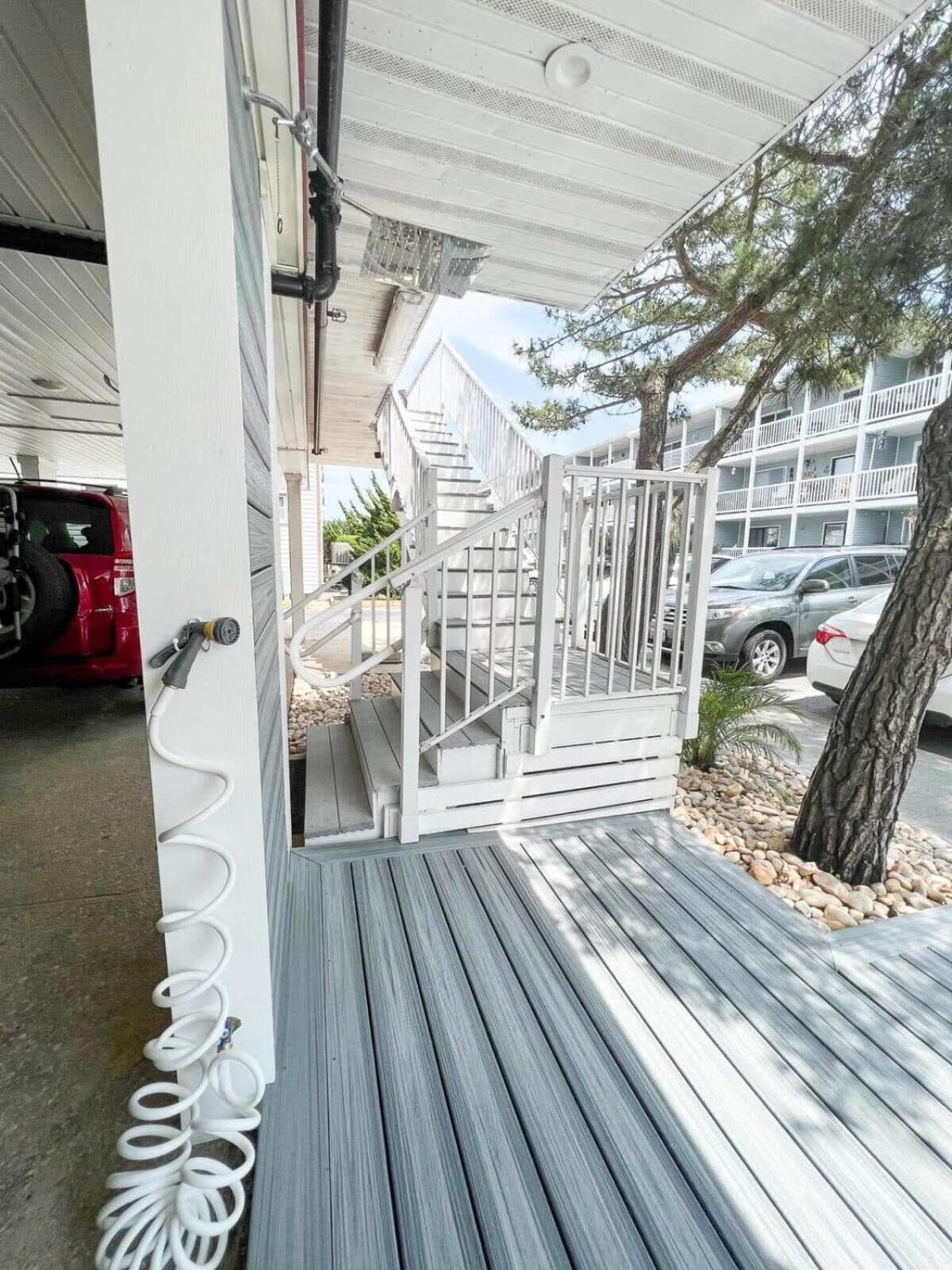Modern 4br Ocean Block Walk To The