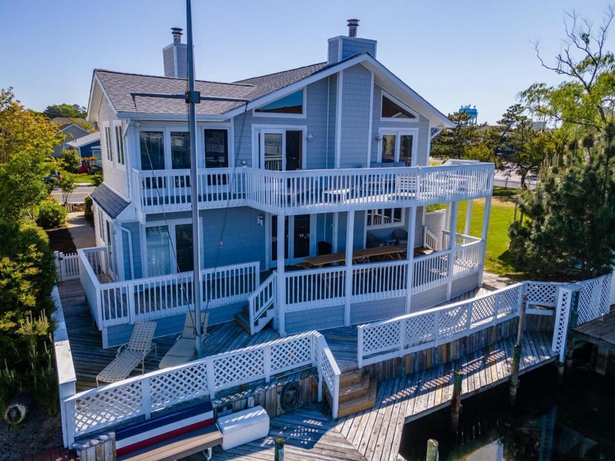 Holiday home Luxury Waterfront Dock Game Sunset Views Ocean City