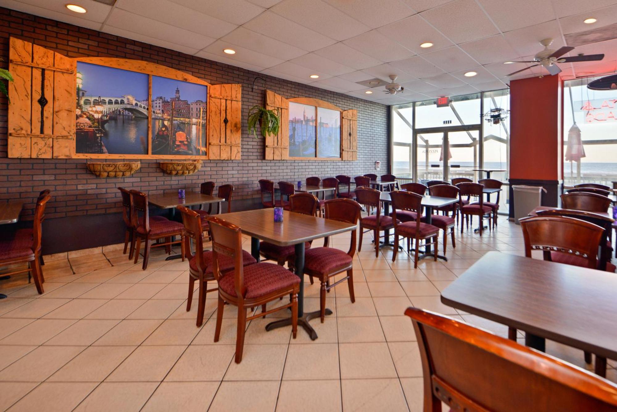Hotel Grand Oceanfront