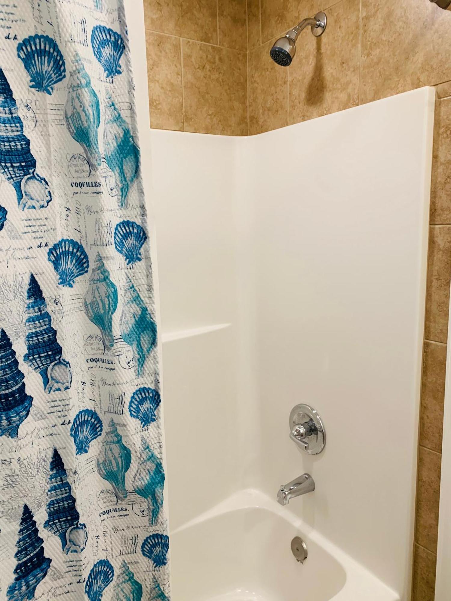 Blue Diamond Unit 5 Judlee Ave Apartment