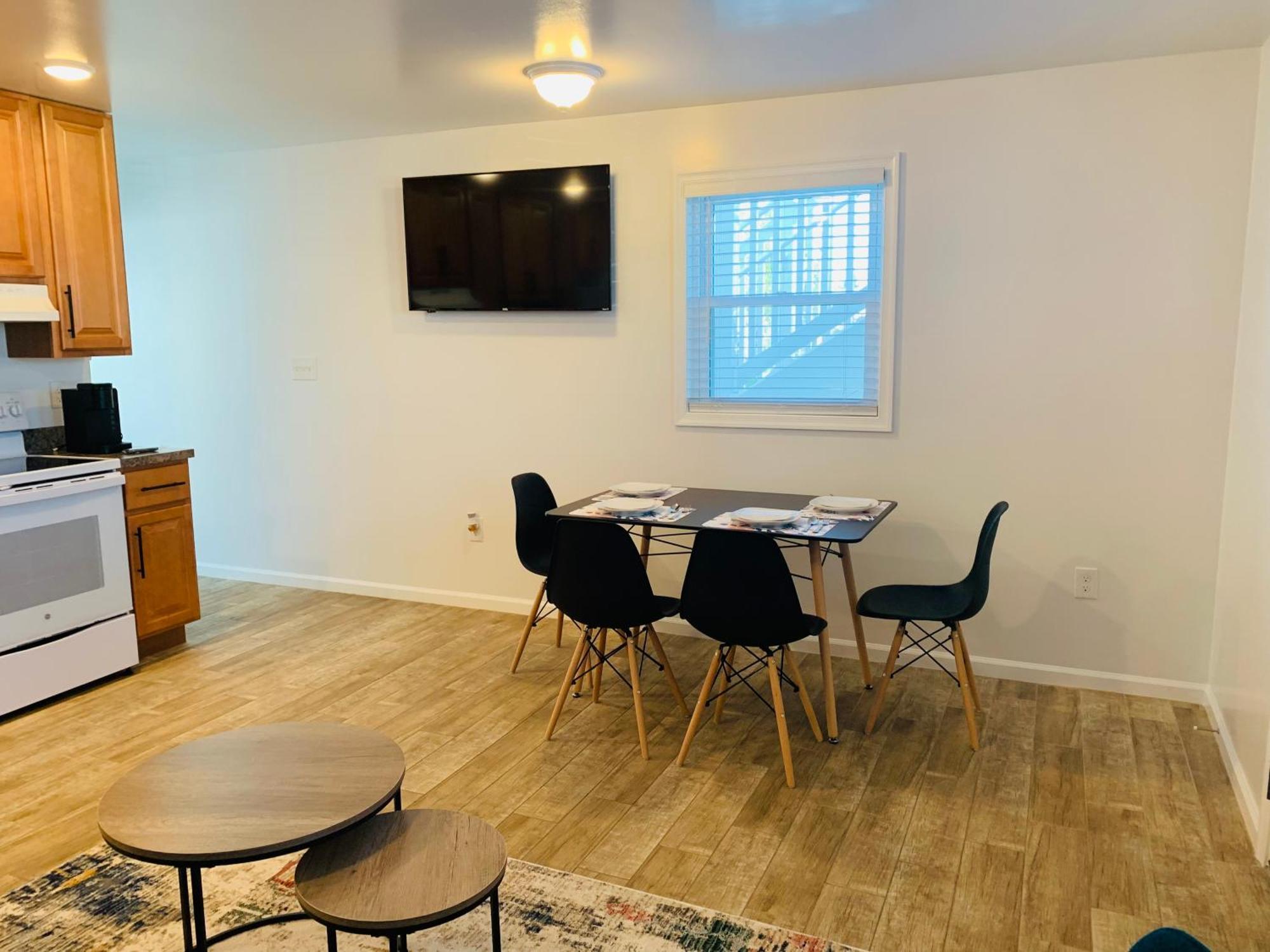 Apartment Blue Diamond Unit 2 Judlee Ave